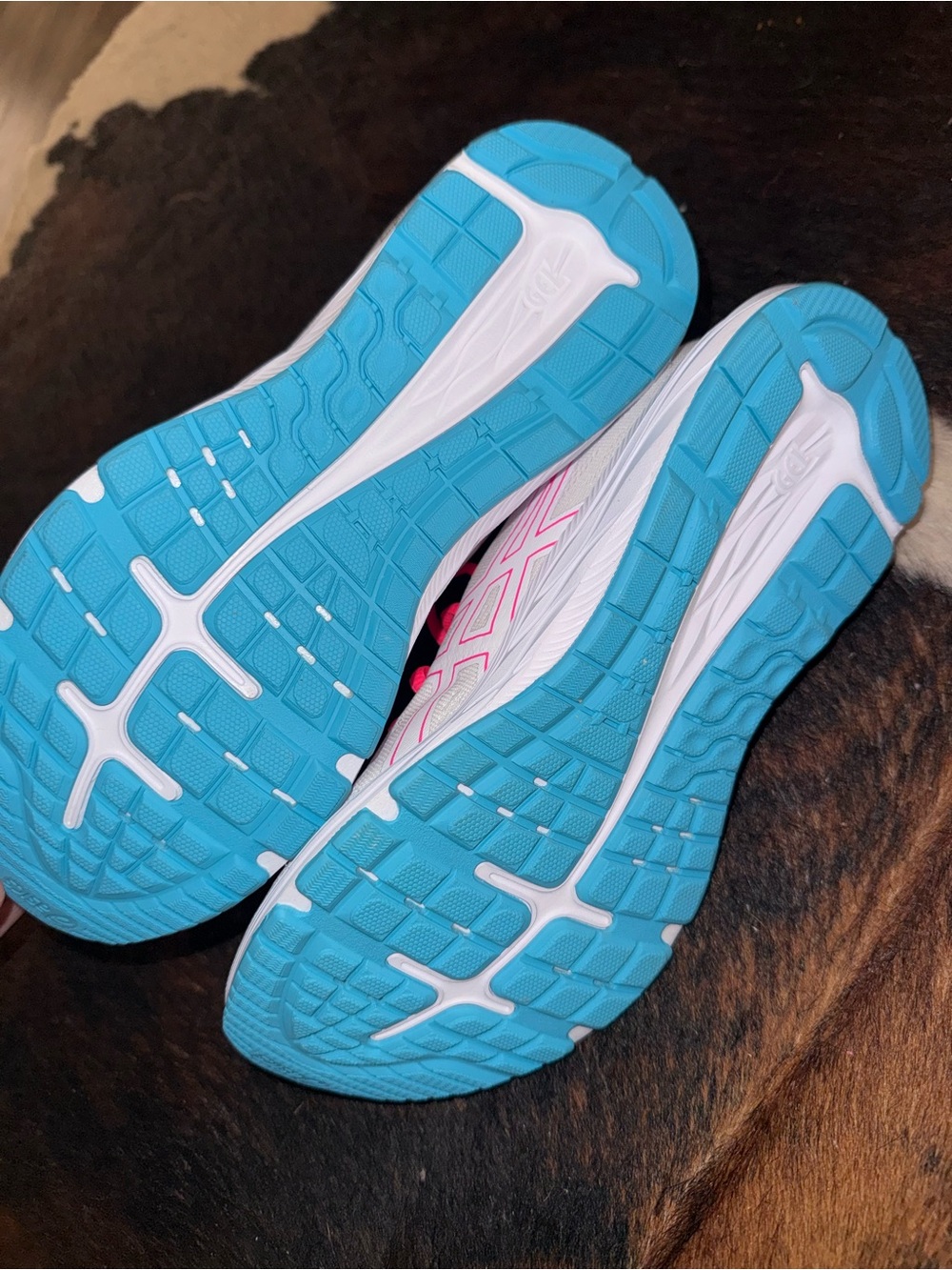 Asics White Running Sneakers with Pink Laces and Blue Collar - Picture 3 of 4